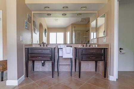 Escape To Carmel Valley Tranquil Outdoor Space Holiday home *