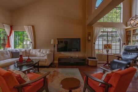 Escape To Carmel Valley Tranquil Outdoor Space Holiday home