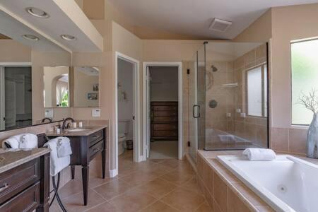 Escape To Carmel Valley Tranquil Outdoor Space