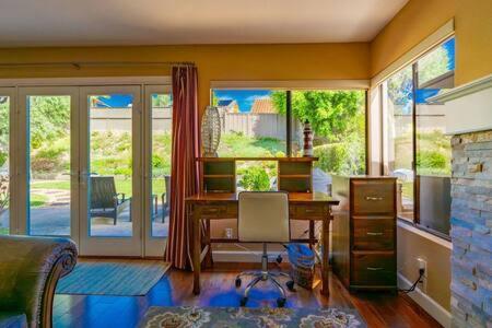 Escape To Carmel Valley Tranquil Outdoor Space Holiday home San Diego